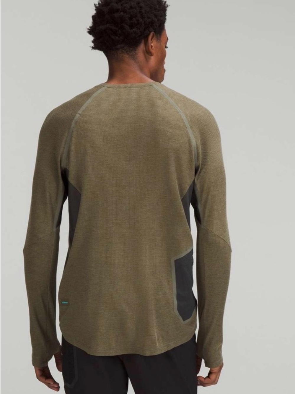 lululemon athletica Men's Olive Long-Sleeve with Dark Contrast Panels